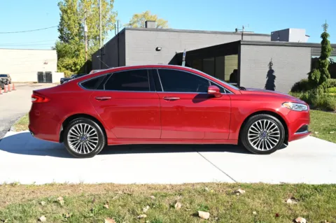 More photos of 2018 Ford Fusion SE at City of Cars, MI
