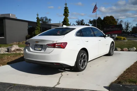 More photos of 2020 Chevrolet Malibu FWD LT at City of Cars, MI