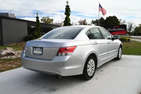 More photos of 2009 Honda Accord 2.4 LX at City of Cars, MI