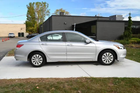 More photos of 2009 Honda Accord 2.4 LX at City of Cars, MI