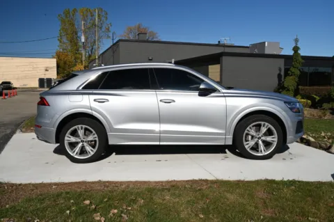 More photos of 2022 Audi Q8 Premium Plus 55 TFSI quattro Tiptronic at City of Cars, MI