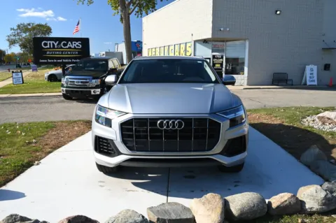 Photos of 2022 Audi Q8 Premium Plus 55 TFSI quattro Tiptronic for sale in Troy, MI at City of Cars
