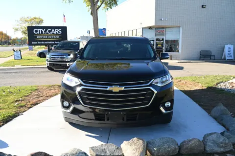 Photos of 2018 Chevrolet Traverse 3LT for sale in Troy, MI at City of Cars