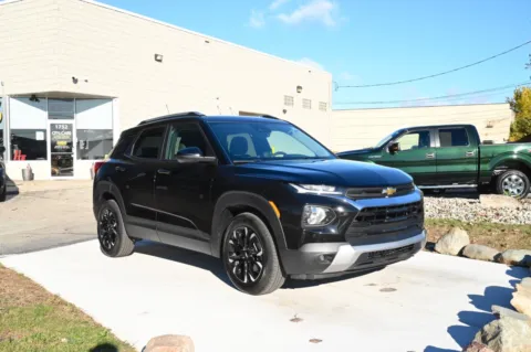 Another view of 2022 Chevrolet Trailblazer FWD LT for sale in Troy, MI at City of Cars