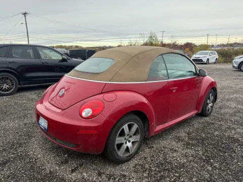 Another view of 2006 Volkswagen New Beetle 2.5 for sale in Troy, MI at City of Cars