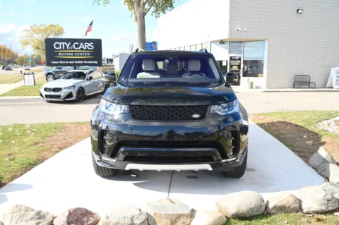 Photos of 2019 Land Rover Discovery HSE for sale in Troy, MI at City of Cars