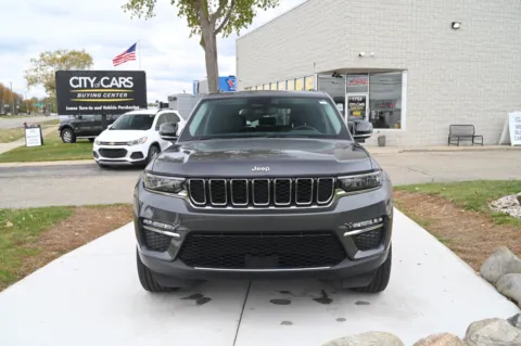 Photos of 2023 Jeep Grand Cherokee Limited 4x4 for sale in Troy, MI at City of Cars