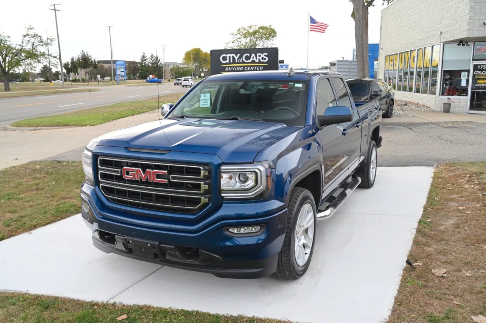Blue 2017 GMC Sierra 1500 SLE for sale in Troy, MI