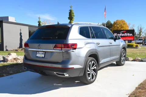 More photos of 2021 Volkswagen Atlas 3.6L V6 SEL Premium at City of Cars, MI