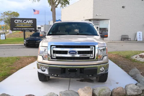 Photos of 2014 Ford F-150 XLT for sale in Troy, MI at City of Cars