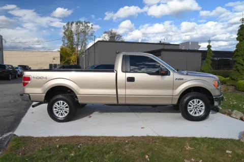 More photos of 2014 Ford F-150 XLT at City of Cars, MI