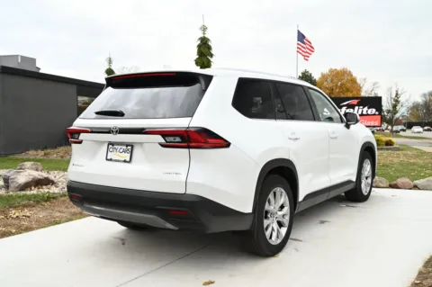 More photos of 2025 Toyota Grand Highlander Hybrid Limited at City of Cars, MI