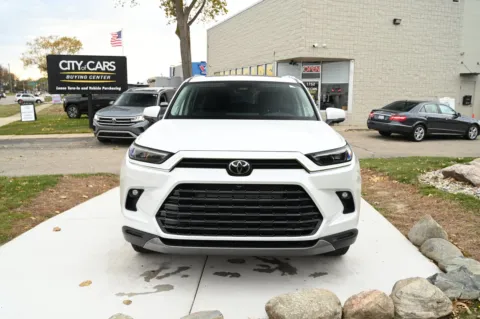 Photos of 2025 Toyota Grand Highlander Hybrid Limited for sale in Troy, MI at City of Cars