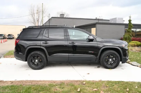 More photos of 2023 GMC Acadia AWD AT4 at City of Cars, MI