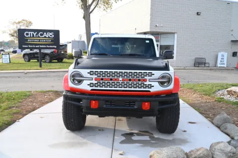 Photos of 2025 Ford Bronco Stroppe Edition for sale in Troy, MI at City of Cars