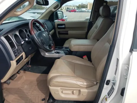 More photos of 2013 Toyota Sequoia Platinum at Auto Solutions, TN