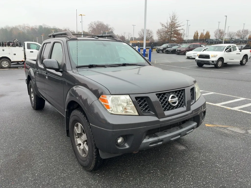 Gray 2011 Nissan Frontier PRO-4X for sale in Maryville, TN