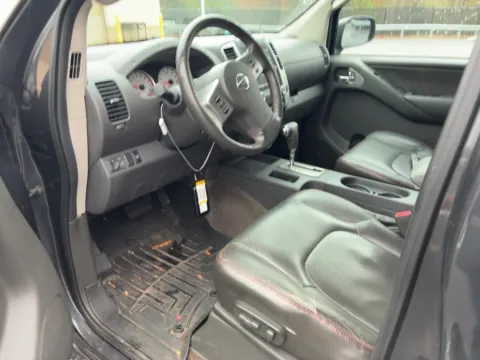 More photos of 2011 Nissan Frontier PRO-4X at Auto Solutions, TN