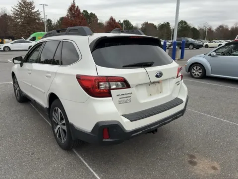 More photos of 2018 Subaru Outback 3.6R at Auto Solutions, TN