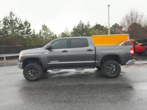 More photos of 2017 Toyota Tundra SR5 at Auto Solutions, TN