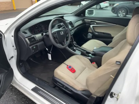 More photos of 2016 Honda Accord EX at Auto Solutions, TN