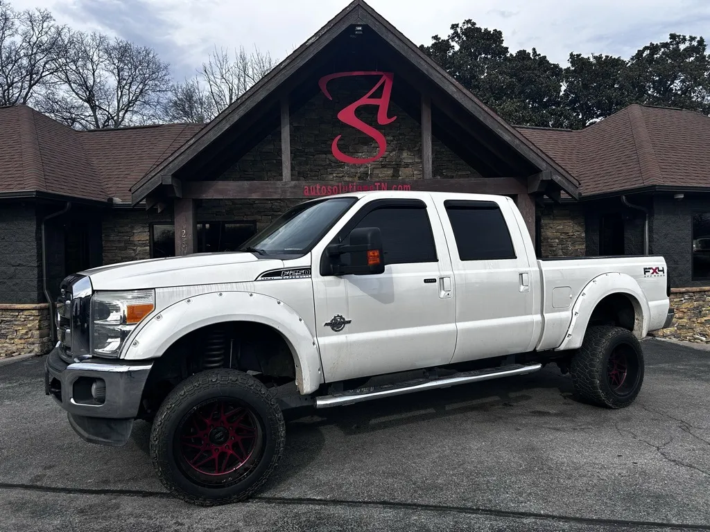 White 2011 Ford F-250SD Lariat for sale in Maryville, TN
