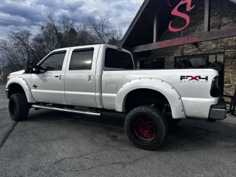 Photos of 2011 Ford F-250SD Lariat for sale in Maryville, TN at Auto Solutions
