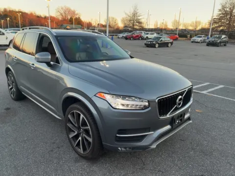 Photos of 2019 Volvo XC90 T6 Momentum for sale in Maryville, TN at Auto Solutions