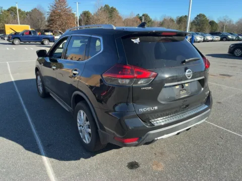 More photos of 2018 Nissan Rogue SV at Auto Solutions, TN