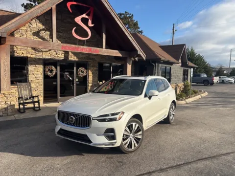 Photos of 2023 Volvo XC60 B5 Plus Bright Theme for sale in Maryville, TN at Auto Solutions