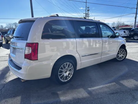 More photos of 2016 Chrysler Town & Country Touring at Auto Solutions, TN