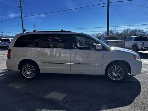 More photos of 2016 Chrysler Town & Country Touring at Auto Solutions, TN