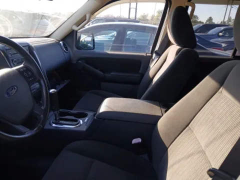 More photos of 2010 Ford Explorer Sport Trac XLT at Auto Solutions, TN