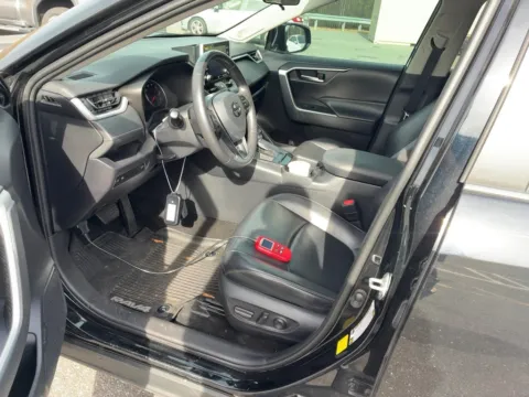 More photos of 2019 Toyota RAV4 XLE Premium at Auto Solutions, TN