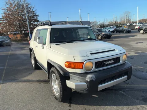 Photos of 2010 Toyota FJ Cruiser for sale in Maryville, TN at Auto Solutions