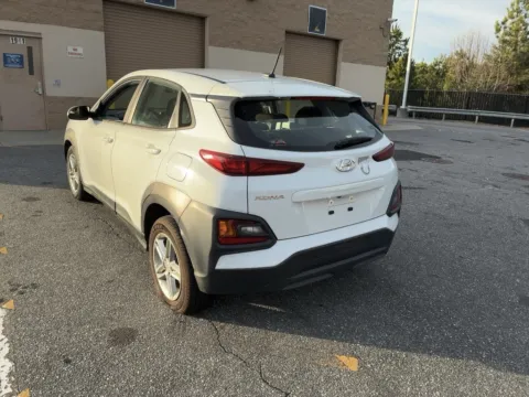 More photos of 2021 Hyundai Kona SE at Auto Solutions, TN