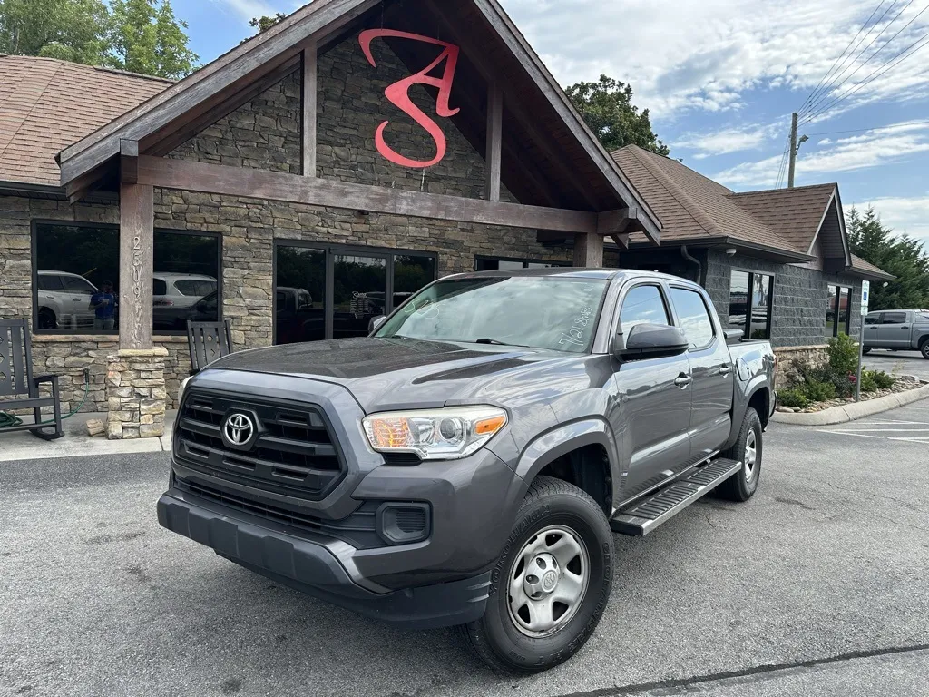 2017 Toyota Tacoma SR
