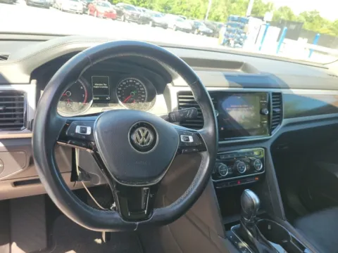 More photos of 2018 Volkswagen Atlas SEL at Auto Solutions, TN