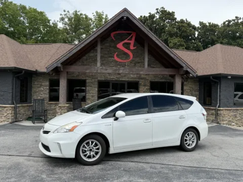 White 2013 Toyota Prius v Three for sale in Maryville, TN