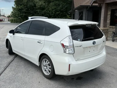 More photos of 2013 Toyota Prius v Three at Auto Solutions, TN