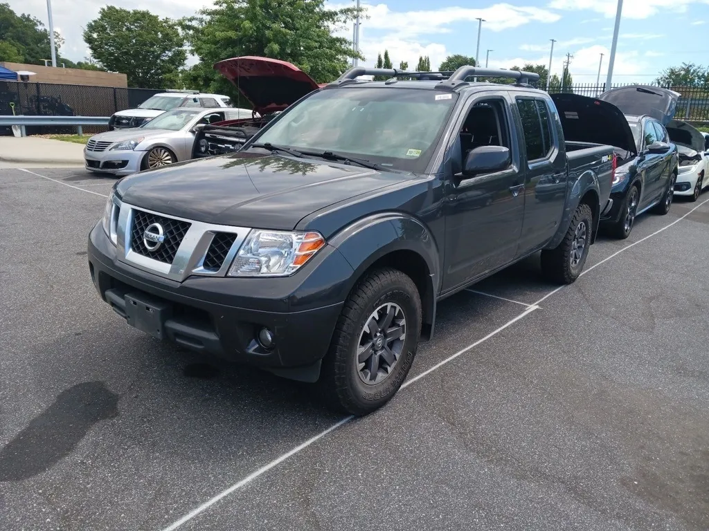 Gray 2014 Nissan Frontier PRO-4X for sale in Maryville, TN