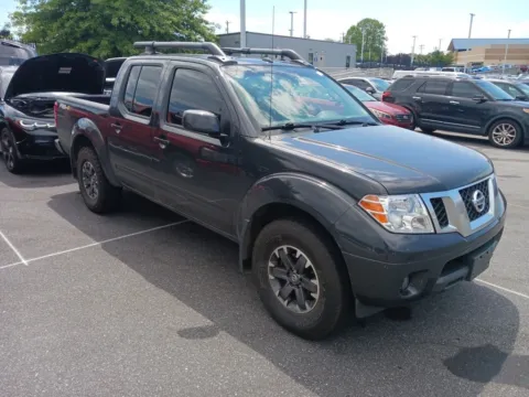 Photos of 2014 Nissan Frontier PRO-4X for sale in Maryville, TN at Auto Solutions