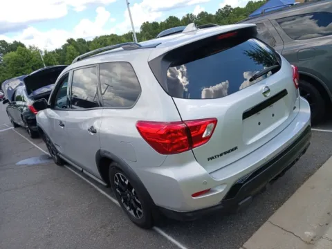 More photos of 2020 Nissan Pathfinder SL at Auto Solutions, TN