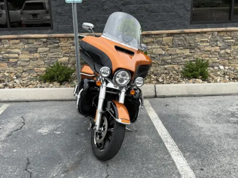 More photos of 2014 Harley-Davidson Electra Glide Ultra Limited at Auto Solutions, TN