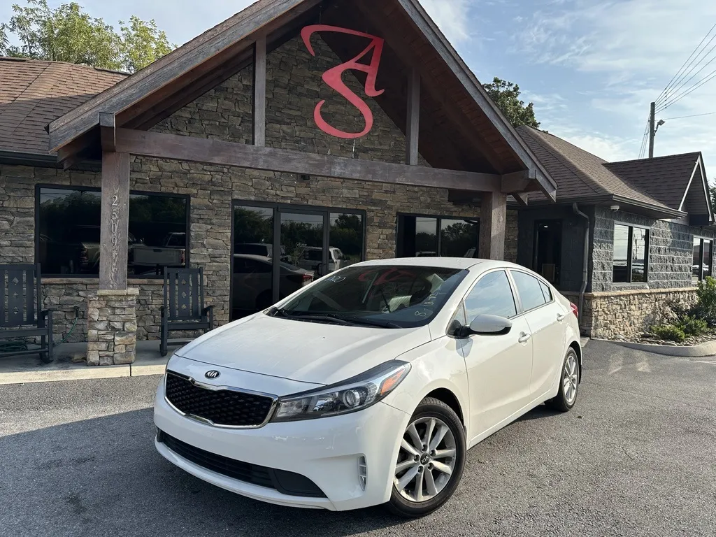 White 2017 Kia Forte S for sale in Maryville, TN