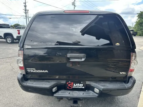 More photos of 2015 Toyota Tacoma at Auto Solutions, TN