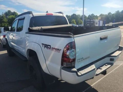 More photos of 2015 Toyota Tacoma at Auto Solutions, TN