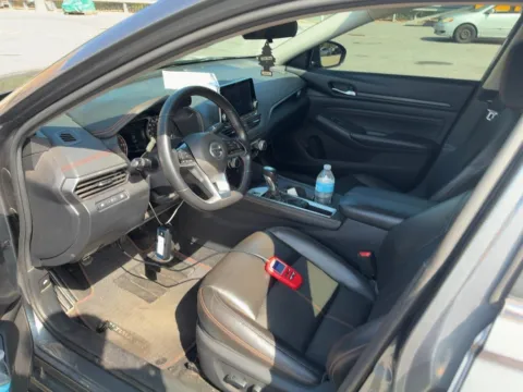 More photos of 2020 Nissan Altima 2.0 SR at Auto Solutions, TN