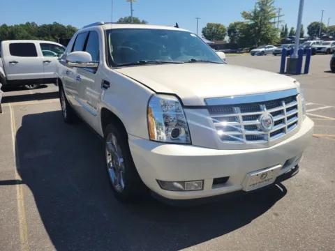Photos of 2013 Cadillac Escalade EXT Premium for sale in Maryville, TN at Auto Solutions