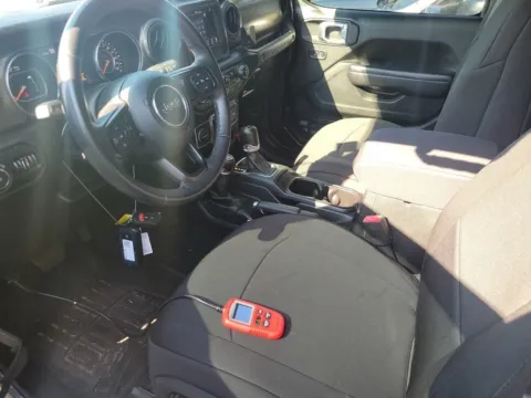 More photos of 2018 Jeep Wrangler Sport S at Auto Solutions, TN